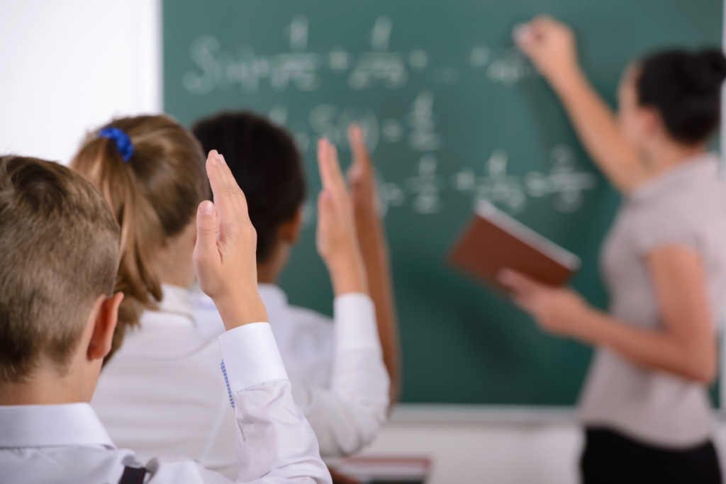 Contoh Sistem Informasi Absensi Sekolah