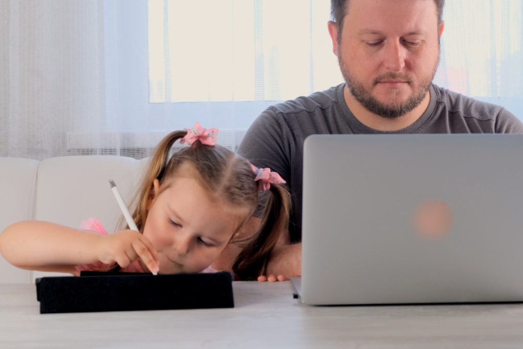 Bagaimana Pengalaman Orang Tua Menggunakan Aplikasi SPMB Online?