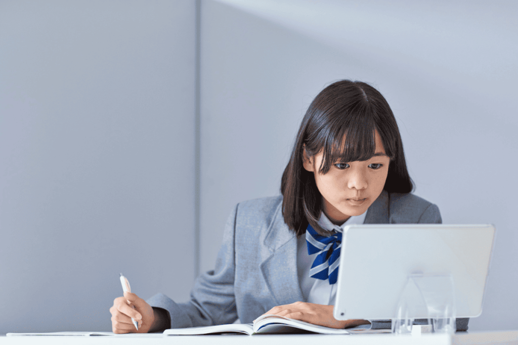 Skoola: Aplikasi CBT Online dengan Fitur Lengkap dan Handal